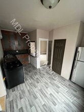 Building Photo - 2322 Durand St