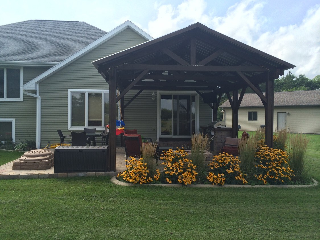 Foto principal - 2179 River Trail Ct
