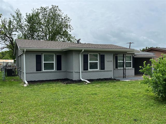 Building Photo - 1220 Chapman Dr