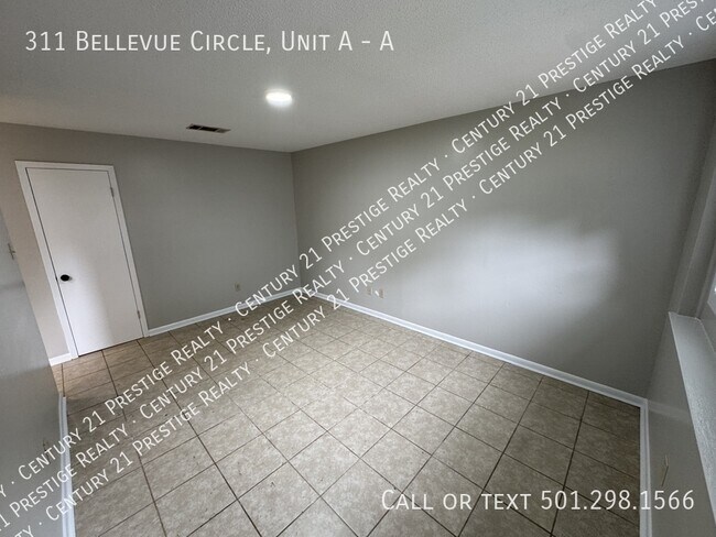 Building Photo - 311 Bellevue Cir