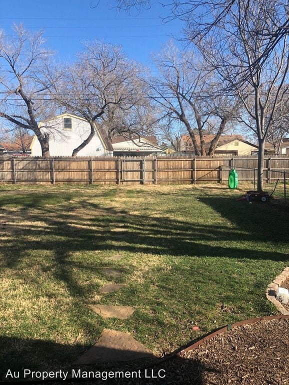 Foto del edificio - 3407 S Jackson St