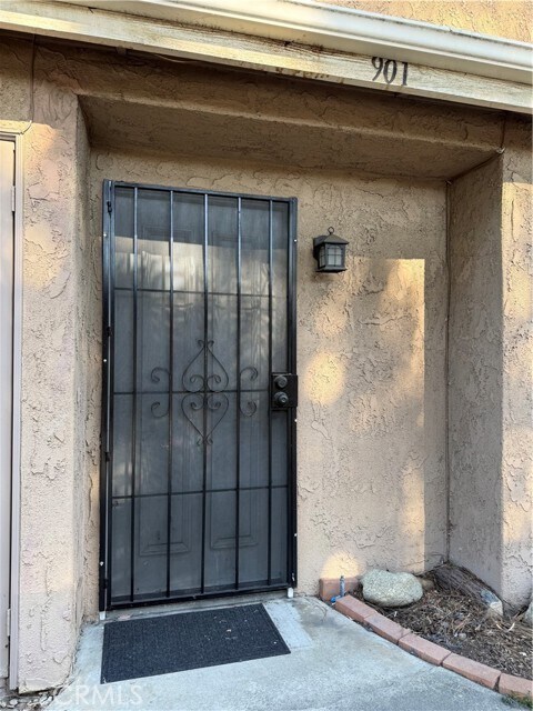 Foto del edificio - 901 S Mountain Ave