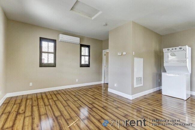 Foto del edificio - 1178 Taraya Terrace