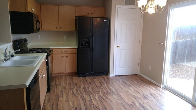 Photo - Lovely 3 bedroom home in Stetson Hills!