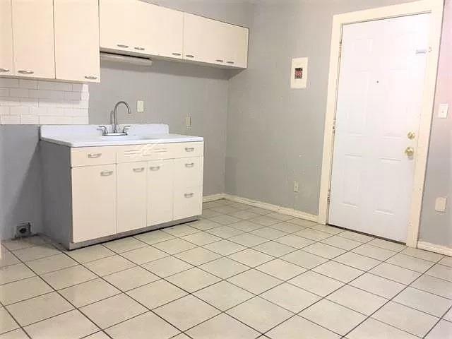 Foto del edificio - 1102 NW 27th St