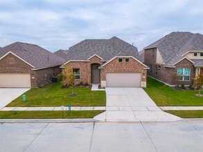 Building Photo - 7633 Spring Dr