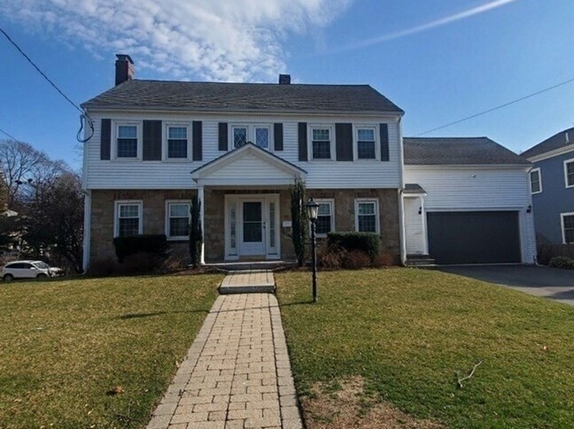 Foto principal - 640 Watertown St