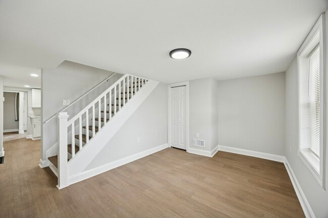 Foto del edificio - 635 Stanton Christiana Rd