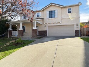 Building Photo - 1192 Oak Haven Way