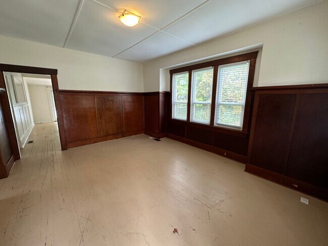 Photo du bâtiment - Rustic Charm Close to Downtown