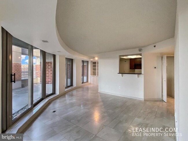 Building Photo - 1275 25th St NW