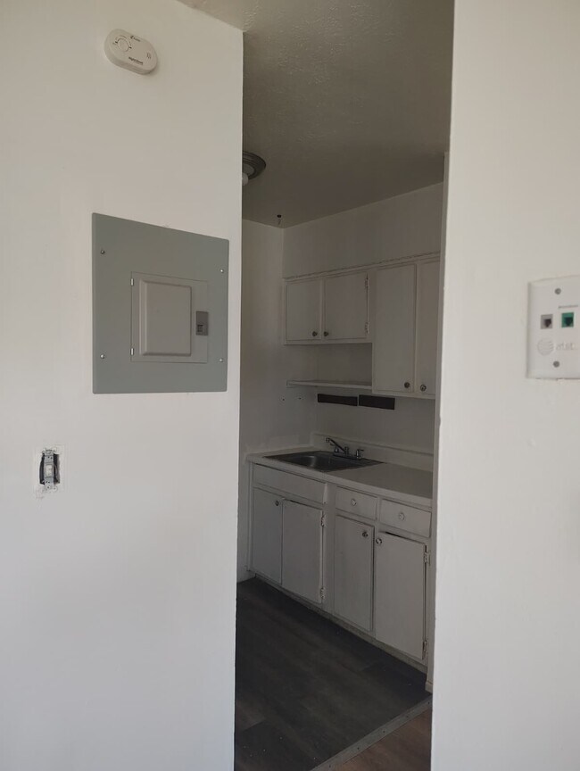 Foto del edificio - 3265 W 143rd St