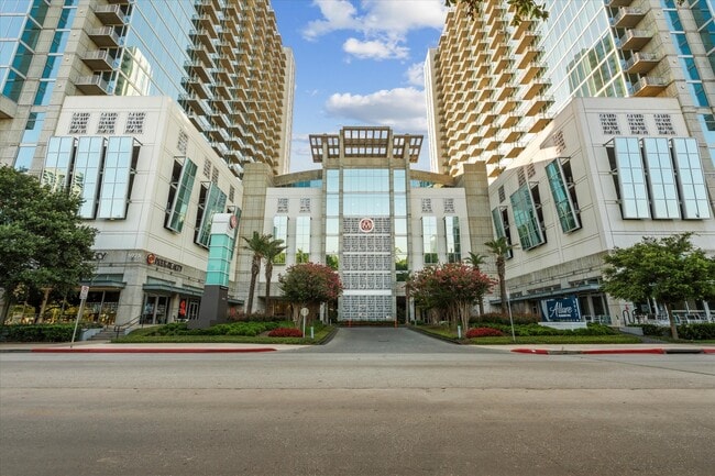 Building Photo - 5925 Almeda Rd