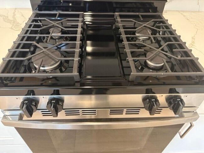 Building Photo - 1208 Willow St