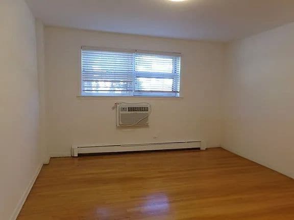 Foto del edificio - 8644 Skokie Blvd