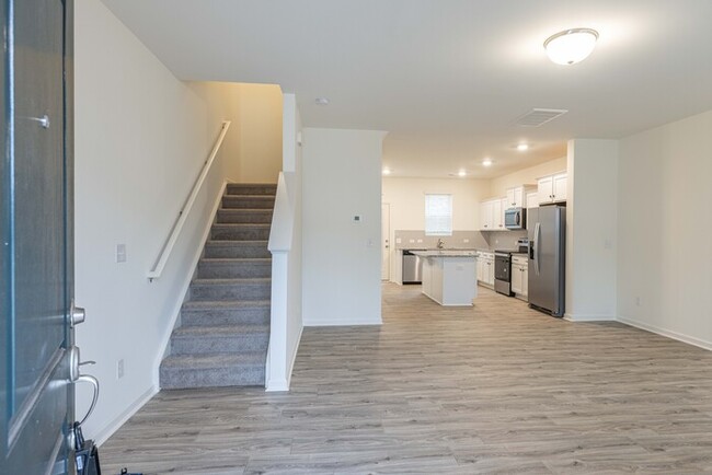 Building Photo - Brand new townhome 3 br 2.5 ba