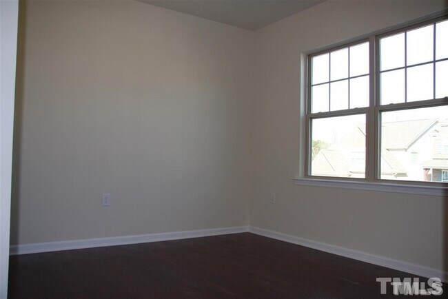 Building Photo - 2721 Sardinia Ln