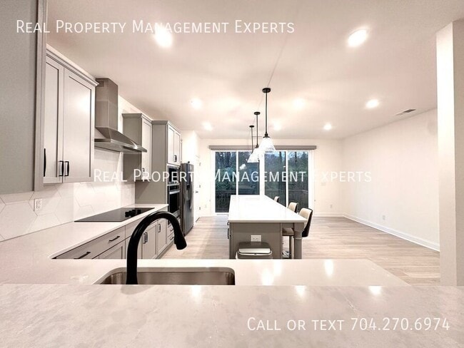 Building Photo - 2518 Magnolia Blossom Wy