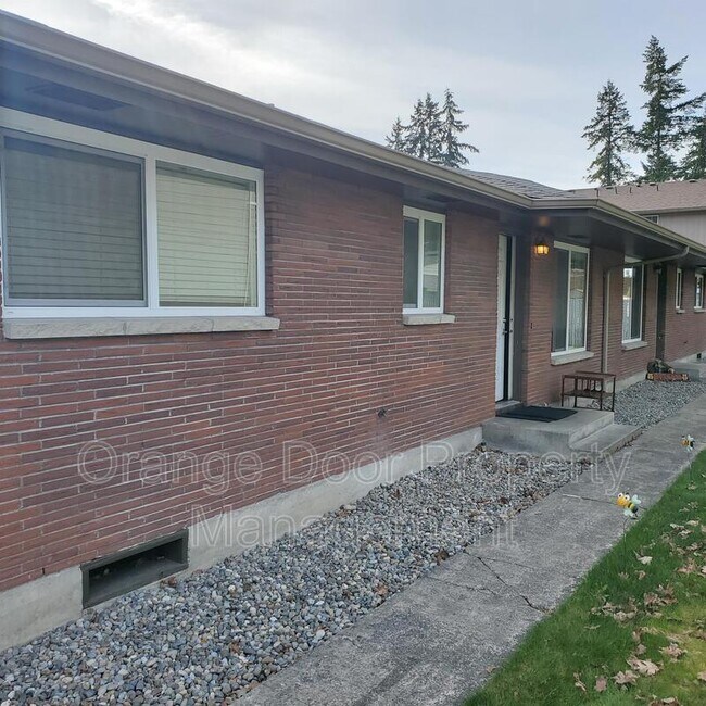 Foto del edificio - 710 127th St S
