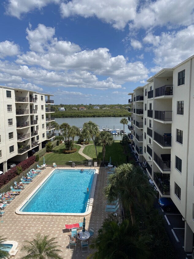 19531 Gulf Blvd, Indian Shores, FL 33785 Condo for Rent in Indian Shores, FL