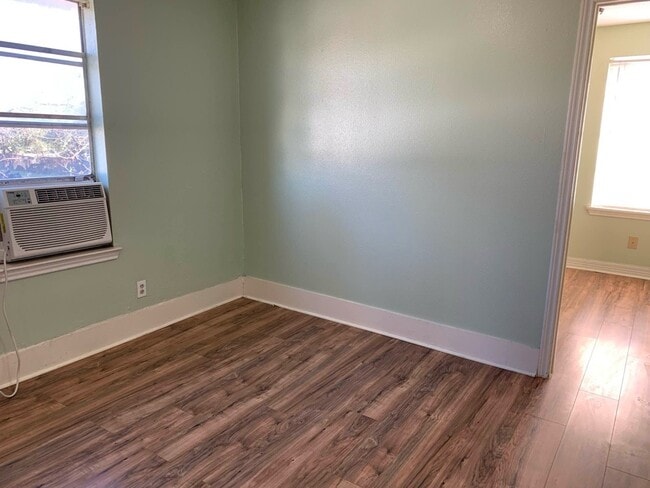 Building Photo - 6833 Avenue C
