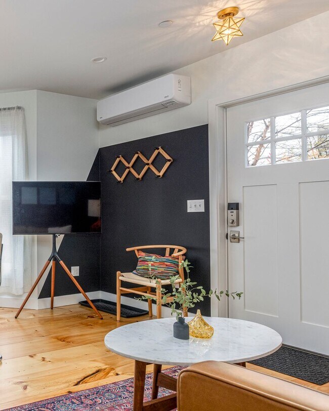 Photo - Recently Renovated 1BR Near Maine Med House