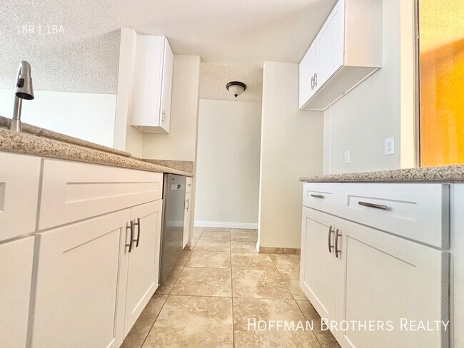 Foto del edificio - 1225 N Cherokee Ave