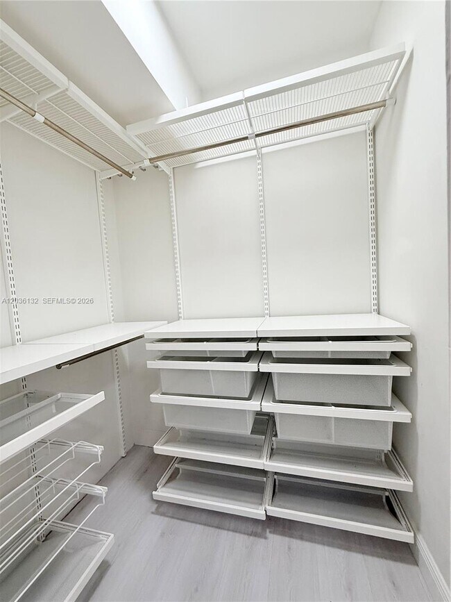 Foto del edificio - 20355 NE 34th Ct