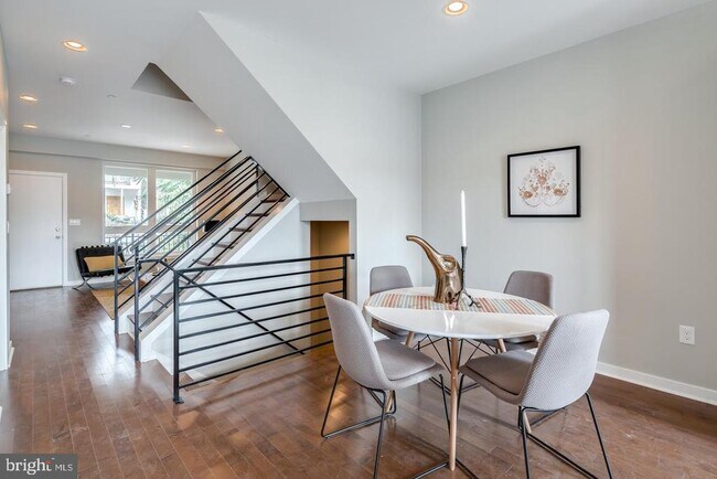 Foto del edificio - 3832 Manor St