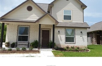 Building Photo - 6912 Appomattox Dr