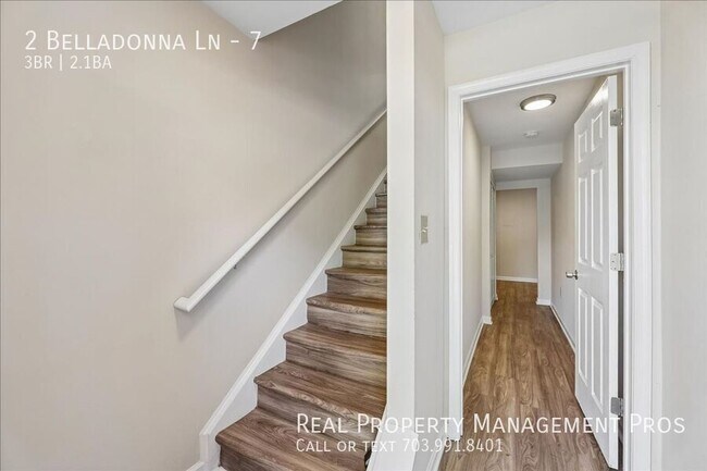 Building Photo - 2 Belladonna Ln