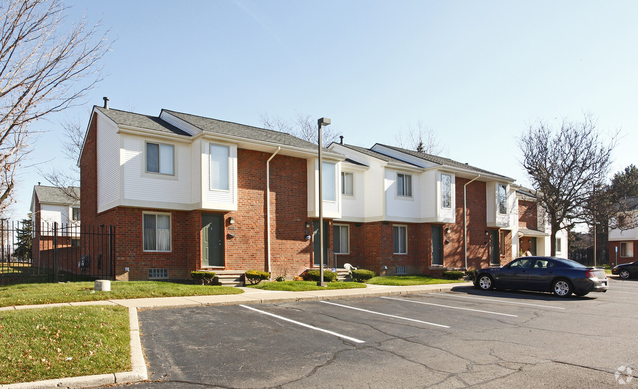 Foto del edificio - Town Center Apartments