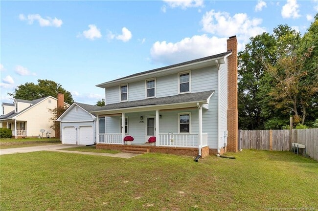 Building Photo - 2047 Birchcreft Dr