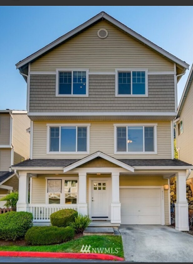4076 S 212th Ct, Seatac, WA 98198 Townhome Rentals in Seatac WA