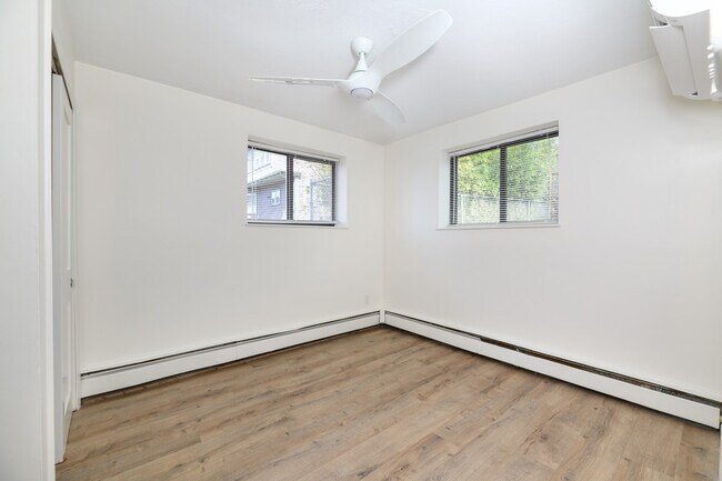 Foto del edificio - 43 Parker Hill Ave