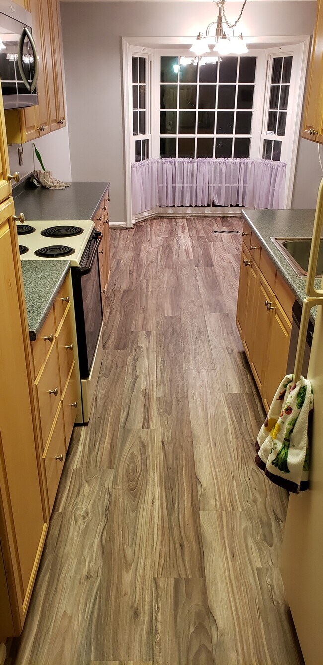 Building Photo - 4572 Airlie Way