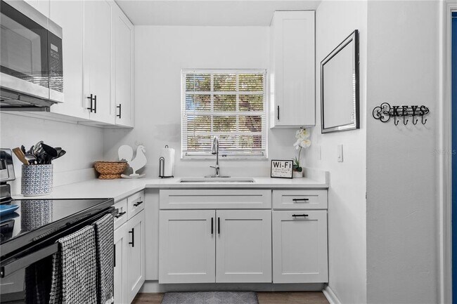 Foto del edificio - 2819 Marconi St