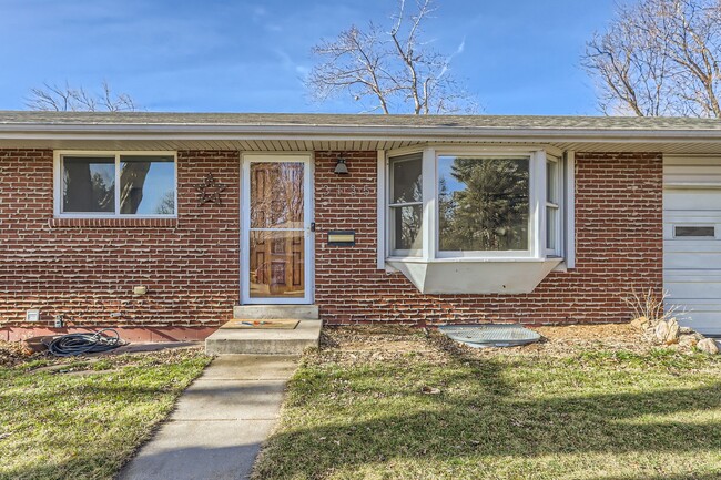 Foto del edificio - Updated, Charming Old North Boulder 5 bed,...