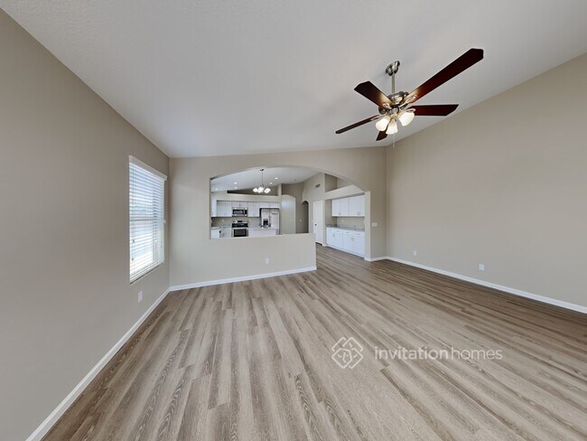 Building Photo - 4813 W Alicia Dr