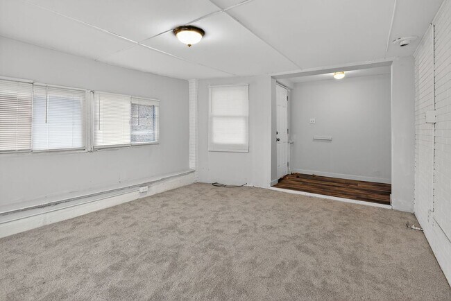 Foto del edificio - 184 Greenfield Ave