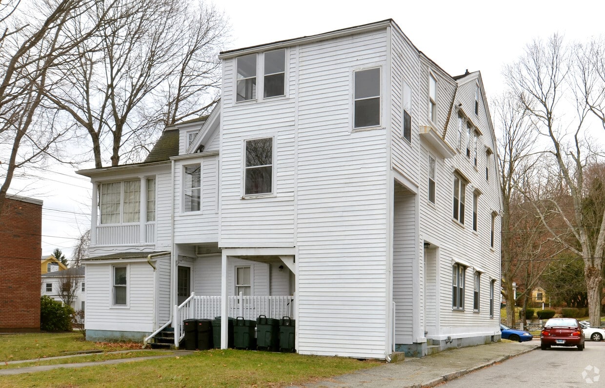 Building Photo - 181 Broadway