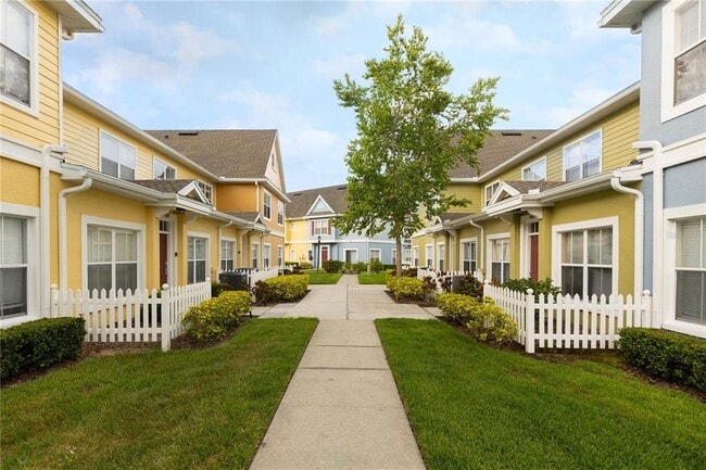 Building Photo - 4008 San Sebastian Dr