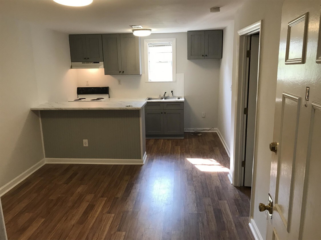 Foto del edificio - 1706 Abercorn St