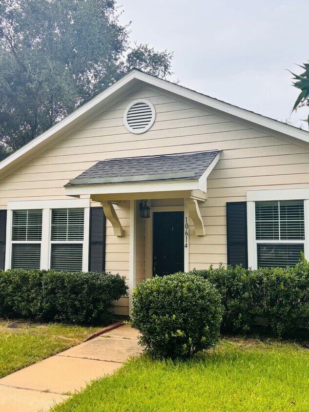 Foto principal - 10614 Cobblecreek Way