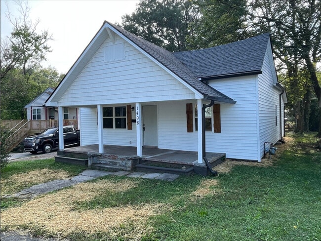 Foto del edificio - 1408 Iredell Ave