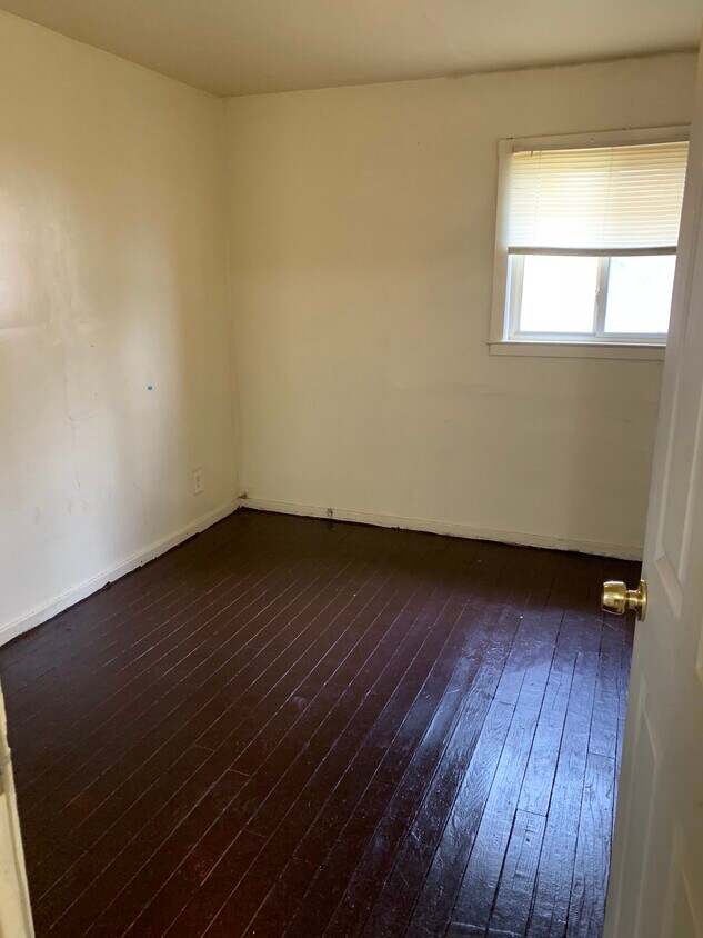 32264 Oscoda Ct, Westland, MI 48186 Townhome Rentals in Westland MI