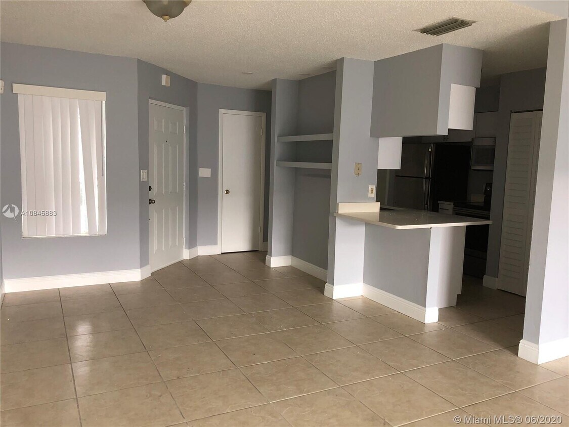 Primary Photo - 17440 NW 67th Ct