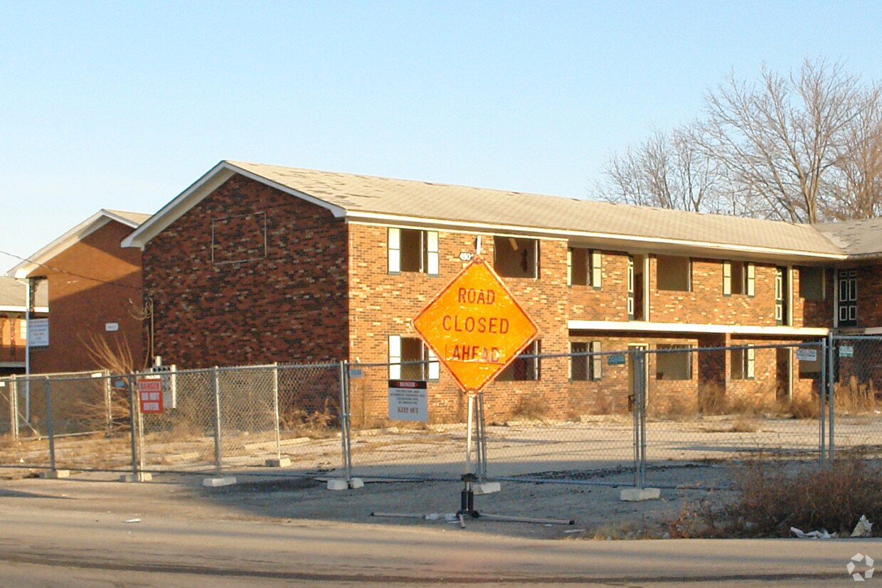 Building Photo - 4504 Broadleaf Dr