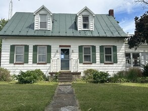 Building Photo - 12200 Leetown Rd