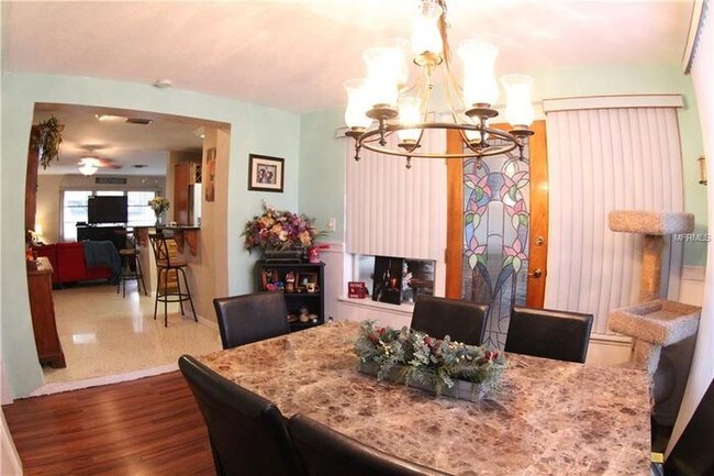 Foto del edificio - 5671 Lime Way